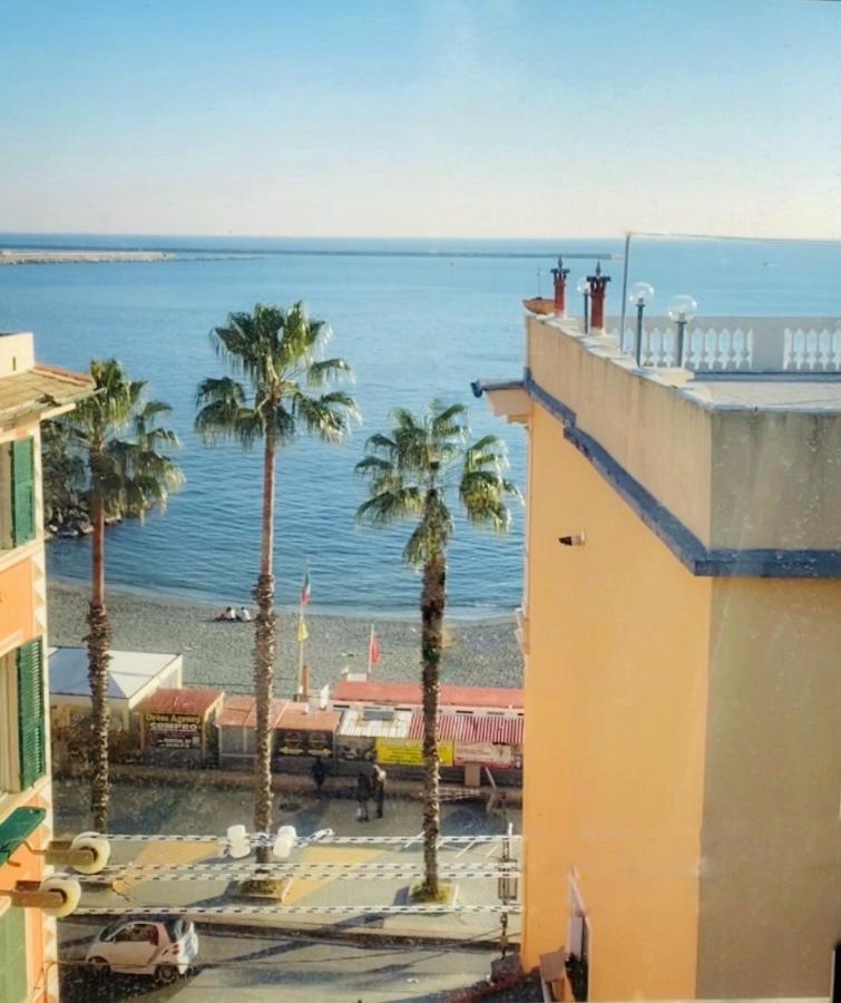 La Finestra Sull'Oasi Apartamento Génova Exterior foto
